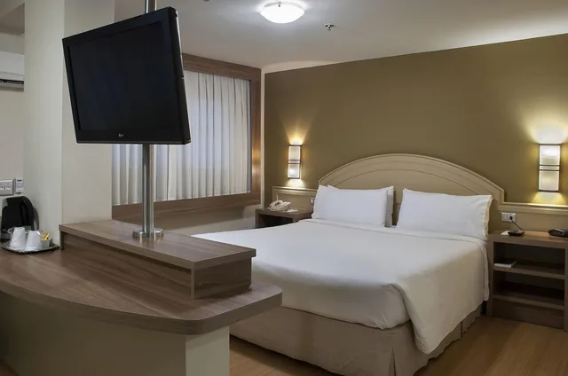 Standard, Master Porto Alegre (ex. Holiday Inn Porto Alegre) 2/4