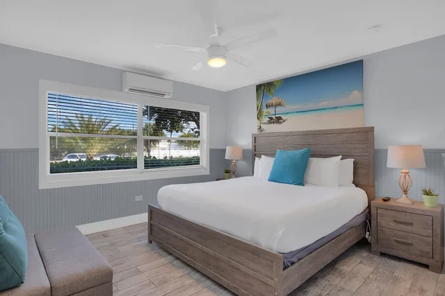 غرفة قياسية بفراش فوتون وسرير كينج وسرير فردي بغرفة نوم واحدة، Seascape Resort and Marina 7/9