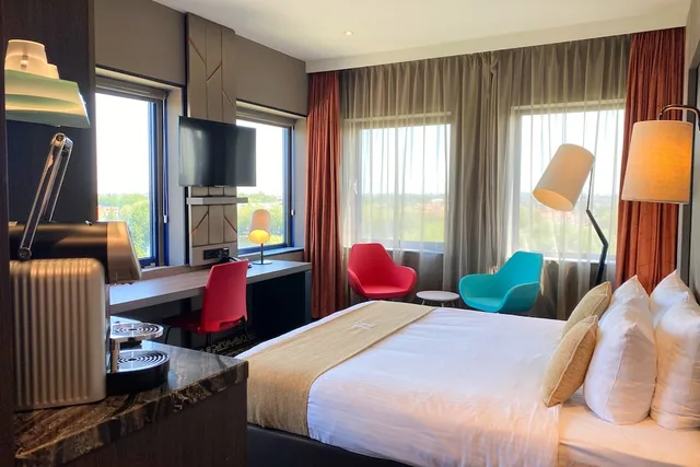 غرفة كومفورت بسرير كينج، XO Hotels Couture 2/4