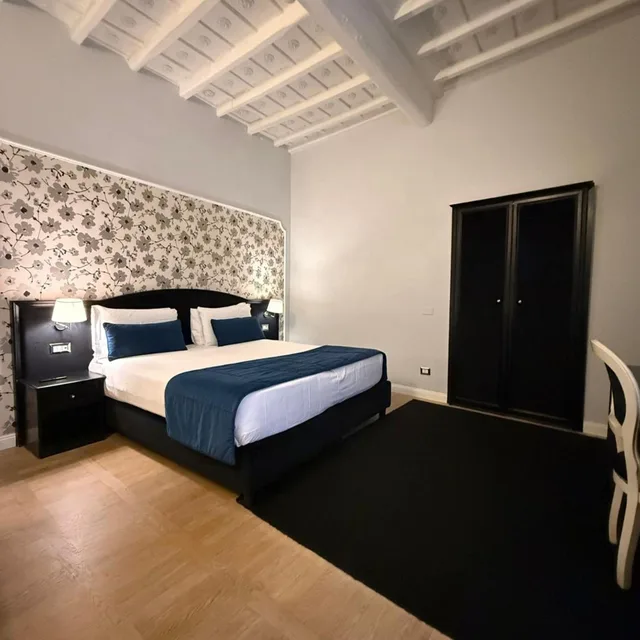 غرفة ثلاثية بسرير فردي، Relais Fontana di Trevi 2/7