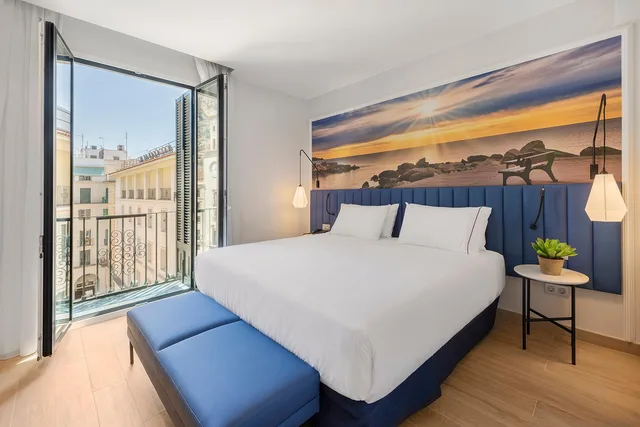 غرفة بسرير مزدوج بإطلالة، Eurostars Mediterranea Plaza 1/1