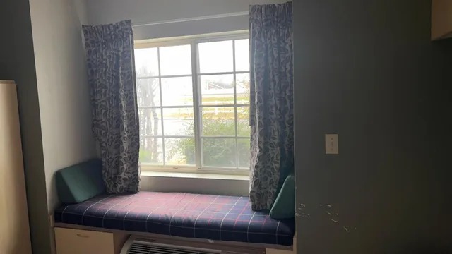 Suite, Queen Bed, Americas Best Value Inn & Suites Jackson, TN 3/5