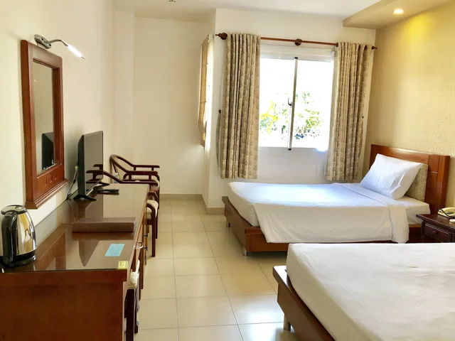 غرفة سوبيريور بسريرين منفصلين، Sunny Hotel 2/3