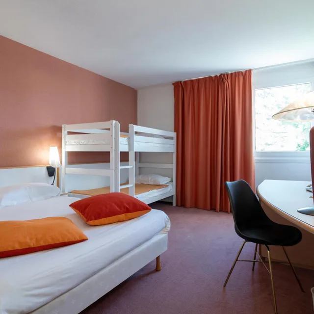 غرفة عائلية، The Originals Boutique Hotel Beausejour Poitiers Nord Futuroscope 2/6