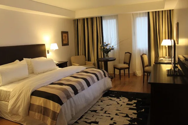 Superior, King Bed, Hotel Club Frances 2/3