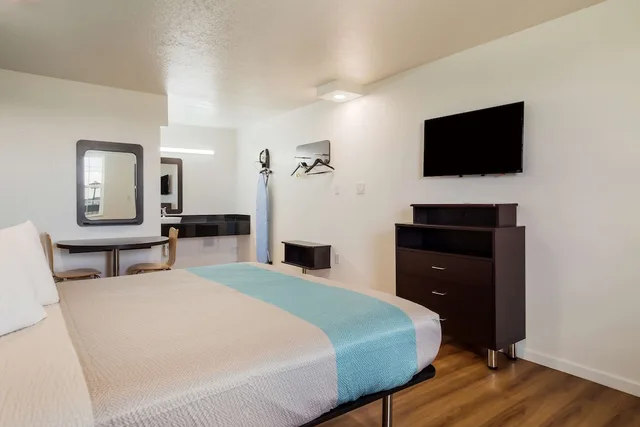 جناح بسرير كينج لذوي الإعاقة، Motel6 Temple, TX 2/3