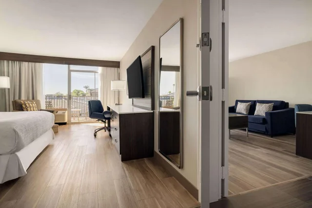 Suite, Multiple Beds، Wyndham Phoenix Airport/ Tempe 3/3