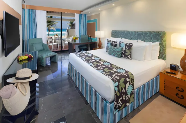 Pyramid, Single, Ocean Front، Pyramid at Grand Oasis All Inclusive 1/1