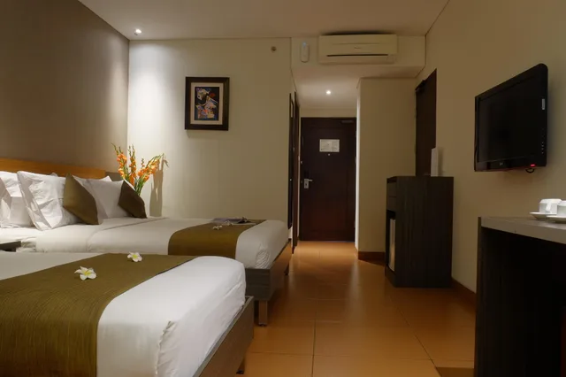 Premier, Triple, 1 Double and 1 Single Bed, Sukajadi Hotel, Convention and Gallery 2/2