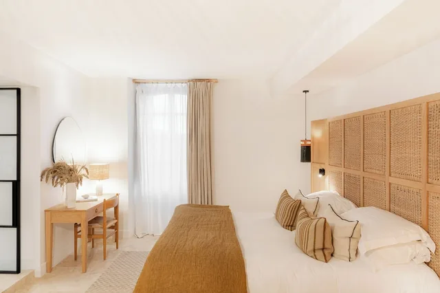 Superior, Queen Bed, Terrace, Le Couvent Des Minimes Hotel Spa 1/4