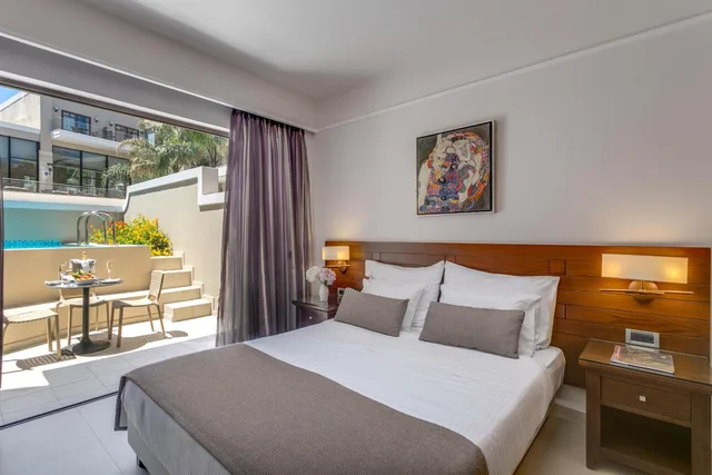جناح جونيور بمسبح خاص، Porto Platanias Beach Resort & Spa 2/10