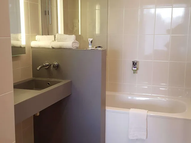 جناح بإطلالة، MERCURE AMIENS CATHEDRALE 4/6
