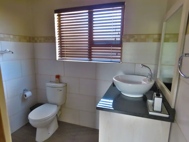 Nya, Cottage, Double Bed، Wild Dog Inn 3/3