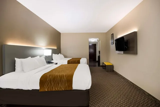 غرفة بسريرين كوين، Comfort Inn & Suites Midway - Tallahassee West 1/3