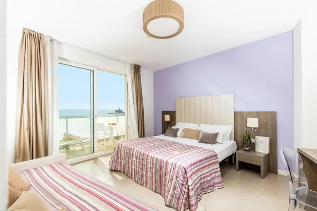Superior, Double or Twin Bed, Sea View, Balcony, Karinzia Hotel 2/5