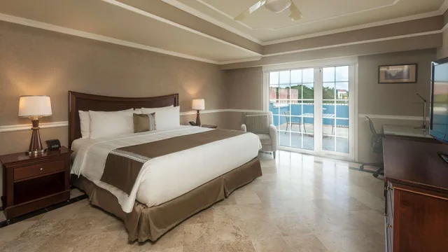 Design, Colonial, King Bed, Terrace، Villa Mercedes Merida, Curio Collection by Hilton 2/3