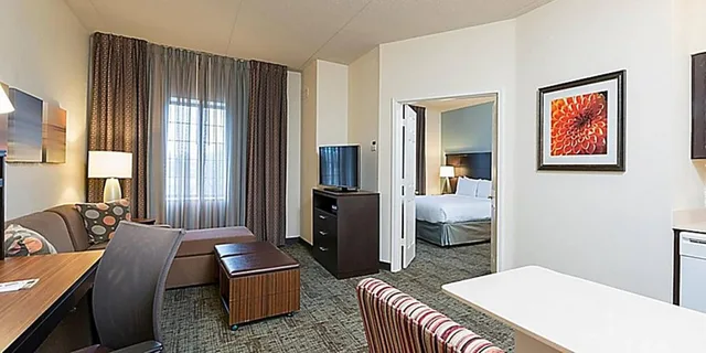 جناح بسرير فردي بغرفة نوم واحدة، STAYBRIDGE SUITES LINCOLNSHIRE 2/3