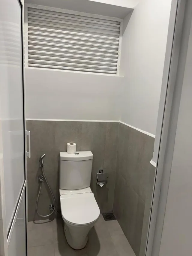 غرفة بسريرين منفصلين بحمام مشترك، CityRest Fort 5/6