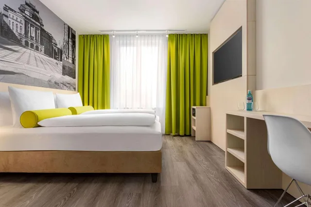 Adjoining, Standard، Super 8 by Wyndham Chemnitz 3/8
