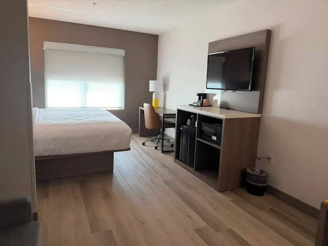 جناح بسرير كينج مع أريكة، Comfort Inn & Suites Concord (Kannapolis) 9/10