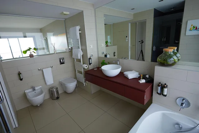 2 Bedrooms, Royal, Apartment, Sea View, Hot Tub, Royal Antibes - Luxury Hotel, Residence, Beach & SPA 2/2