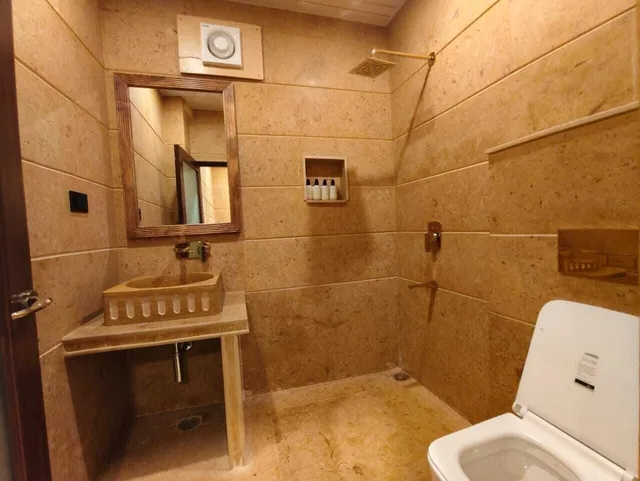 غرفة ديلوكس بسرير مزدوج، Hotel Grand Khalifa 6/7