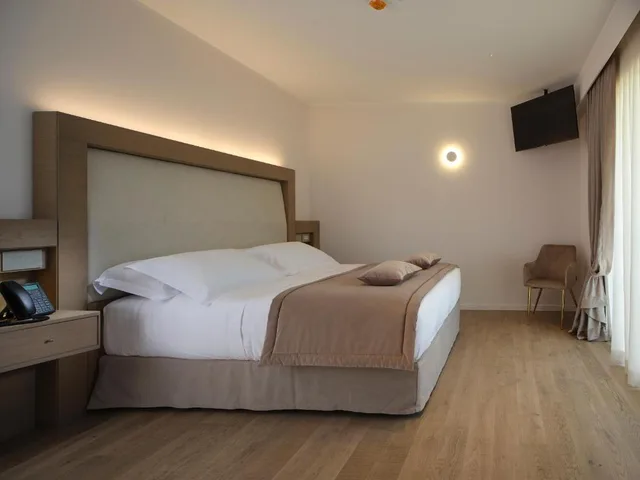 جناح بإطلالة على المدينة، Ascesi Resort 5/10