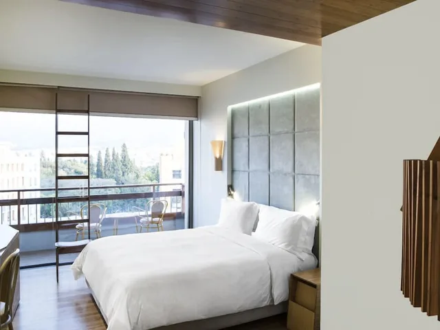 جناح جونيور بسرير كوين، New Hotel 3/7