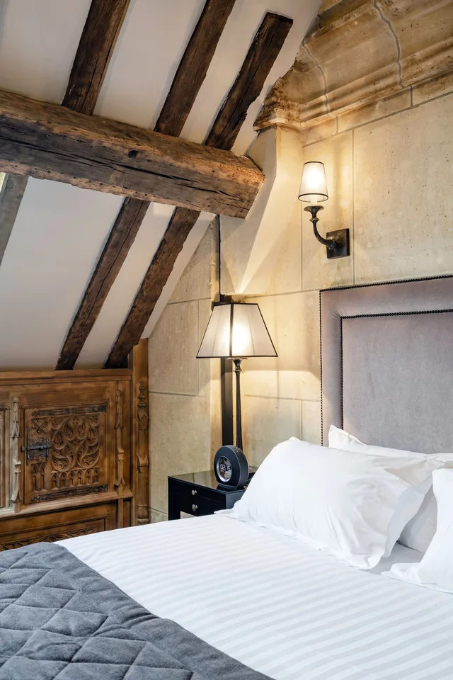 جناح سيغنتشر بسرير كوين مع أريكة، Hotel Le Presbytere 3/9
