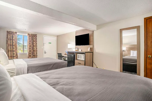 غرفة بسريرين كوين، Rodeway Inn Grand Haven - Mi 1/8