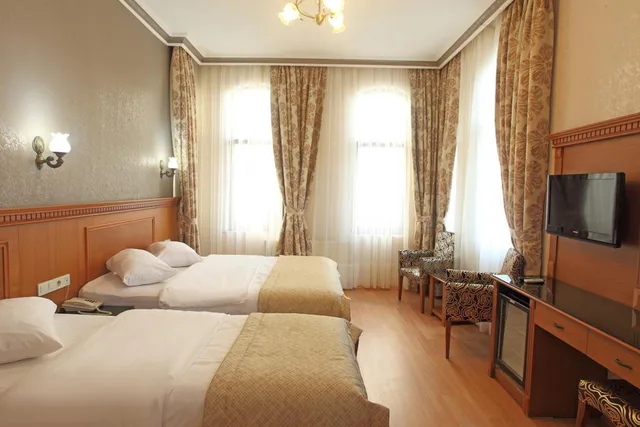 غرفة قياسية ثلاثية، Hotel New House 1/3