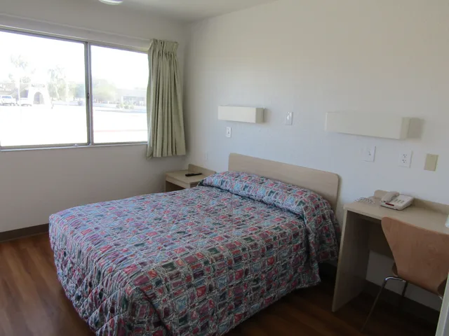 Senior, Double Bed, City View, Econo Lodge Inn & Suites Yuma 1/5