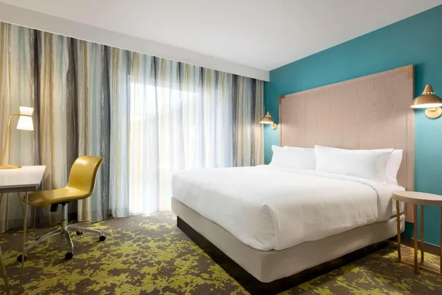 جناح استوديو بسرير كينج بإطلالة لذوي الإعاقة، Embassy Suites By Hilton Boulder 3/5