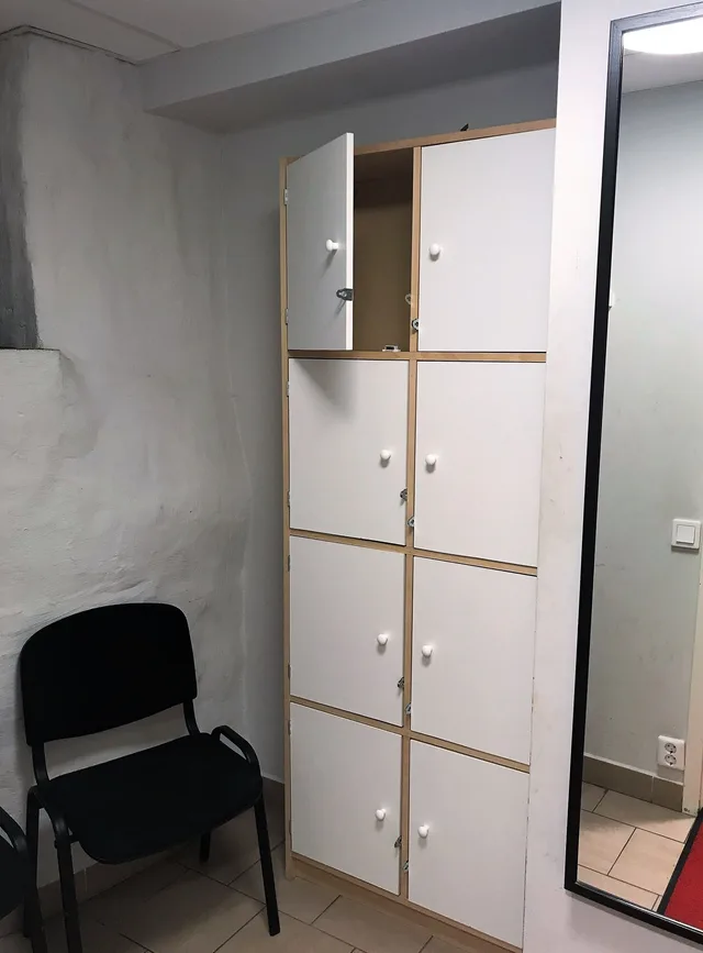 Female Dorm, Female Only, Basic, 10 Bunk Beds, No Window, Private Bathroom، Hostel Dalagatan 6/6