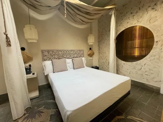 غرفة كلاسيكية بسرير مزدوج أو سريرين منفصلين، Life Gran Via 1/1