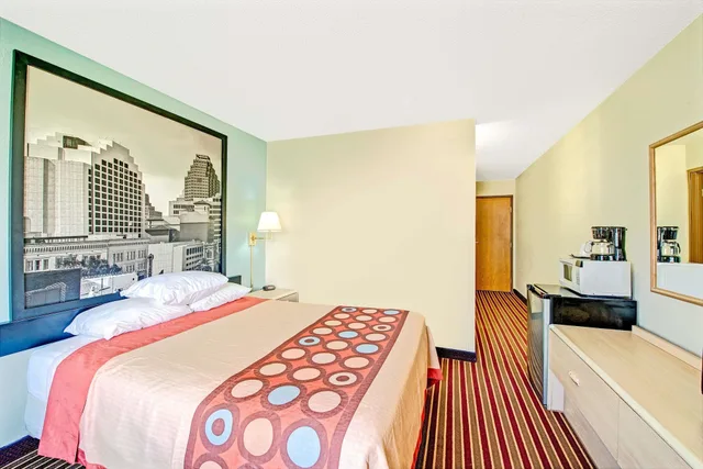 Standard, King Bed, Super 8 by Wyndham San Antonio/Fiesta 1/6