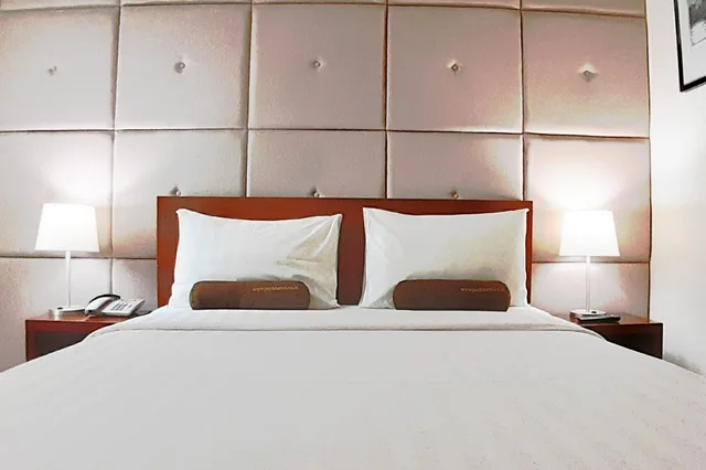 غرفة قياسية بسرير كوين، Park Hotel Jakarta 3/4