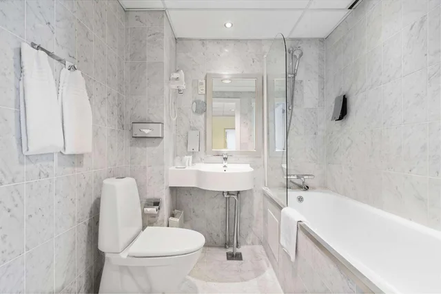 جناح بسرير كينج وسرير فردي، Best Western Plus Airport Hotel Copenhagen 2/3