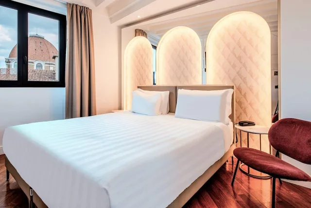 غرفة بانورامية بسرير كوين، B&B Hotel Laurus al Duomo 3/6