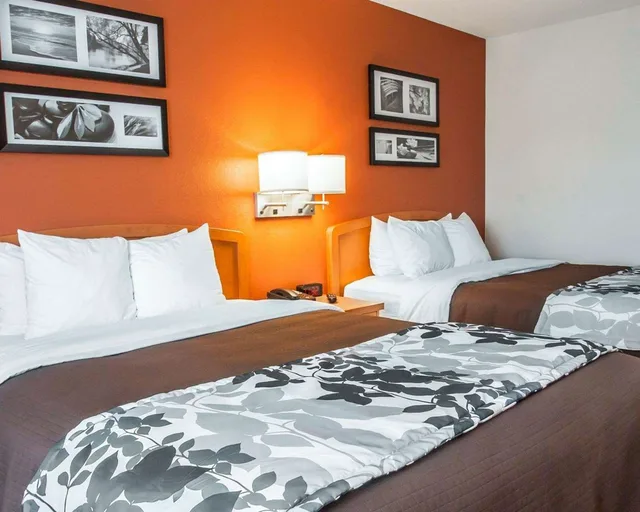 غرفة بسريرين كوين، Sleep Inn Suites Lake of the Ozarks 3/3