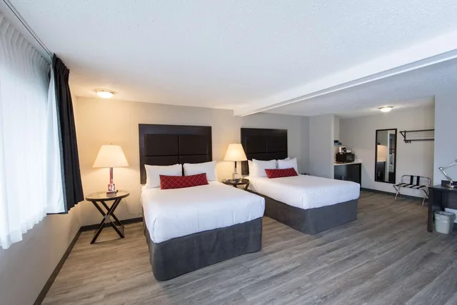 جناح بسريرين كوين بمطبخ صغير، SureStay Hotel by Best Western Castlegar 2/7