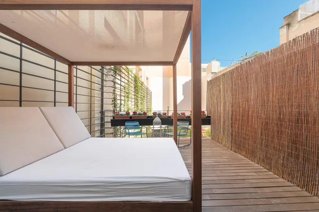 غرفة بريميوم بشرفة، Brondo Architect Hotel 6/10