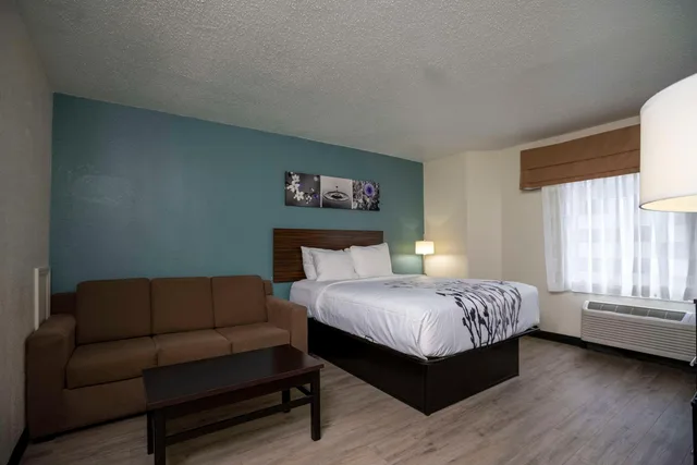غرفة مفردة بسرير كوين مع أريكة، Wingate by Wyndham Myrtle Beach At Outlets 1/5