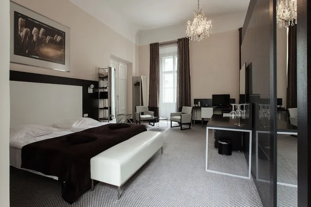 Family Suite, King Bed, 2 Sofa, Old Town Square Residence by Emblem 3/8