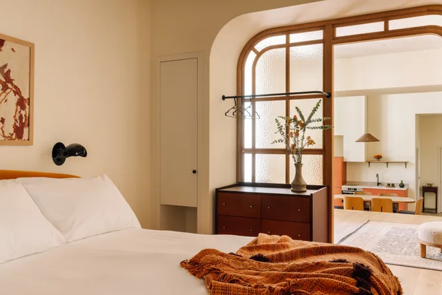 Santa Joana, Residence، Locke de Santa Joana 3/7