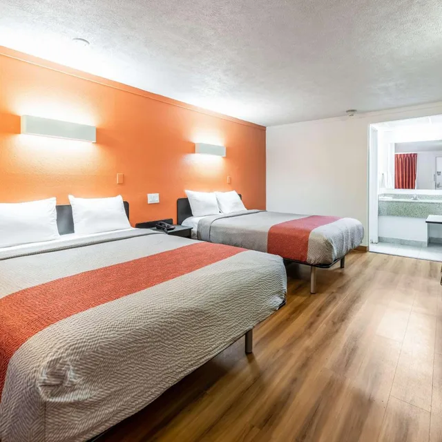غرفة بسرير مزدوج، Motel6 Mansfield, OH 2/10
