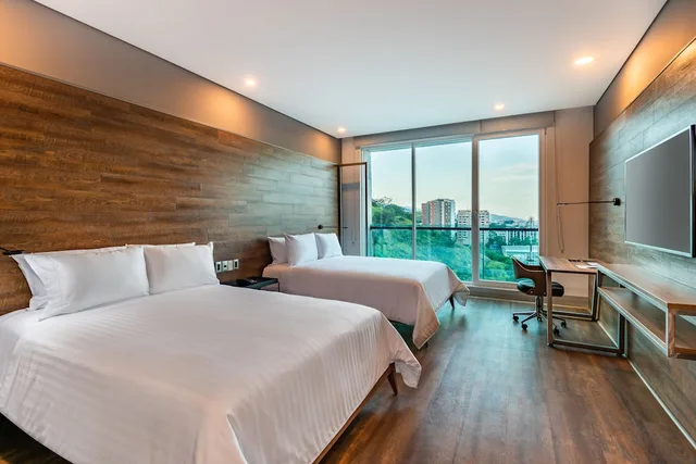 غرفة قياسية بسريرين كوين، Hotel Spirito By Spiwak 1/5