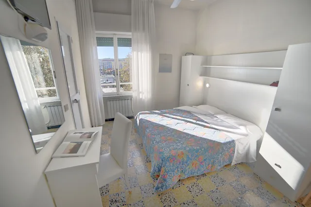 غرفة قياسية بسرير مزدوج أو سريرين منفصلين، HOTEL MAYOLA 5/5