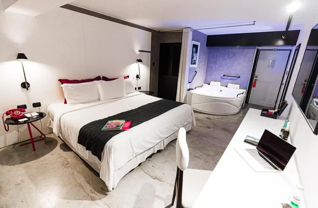 Deluxe, King Bed, BTH Hotel Boutique Concept 3/5