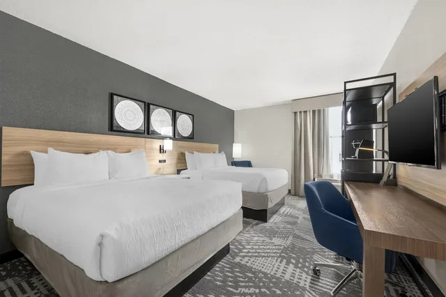 غرفة قياسية بسريرين كوين، Best Western Plus Indianapolis NW Hotel 4/10